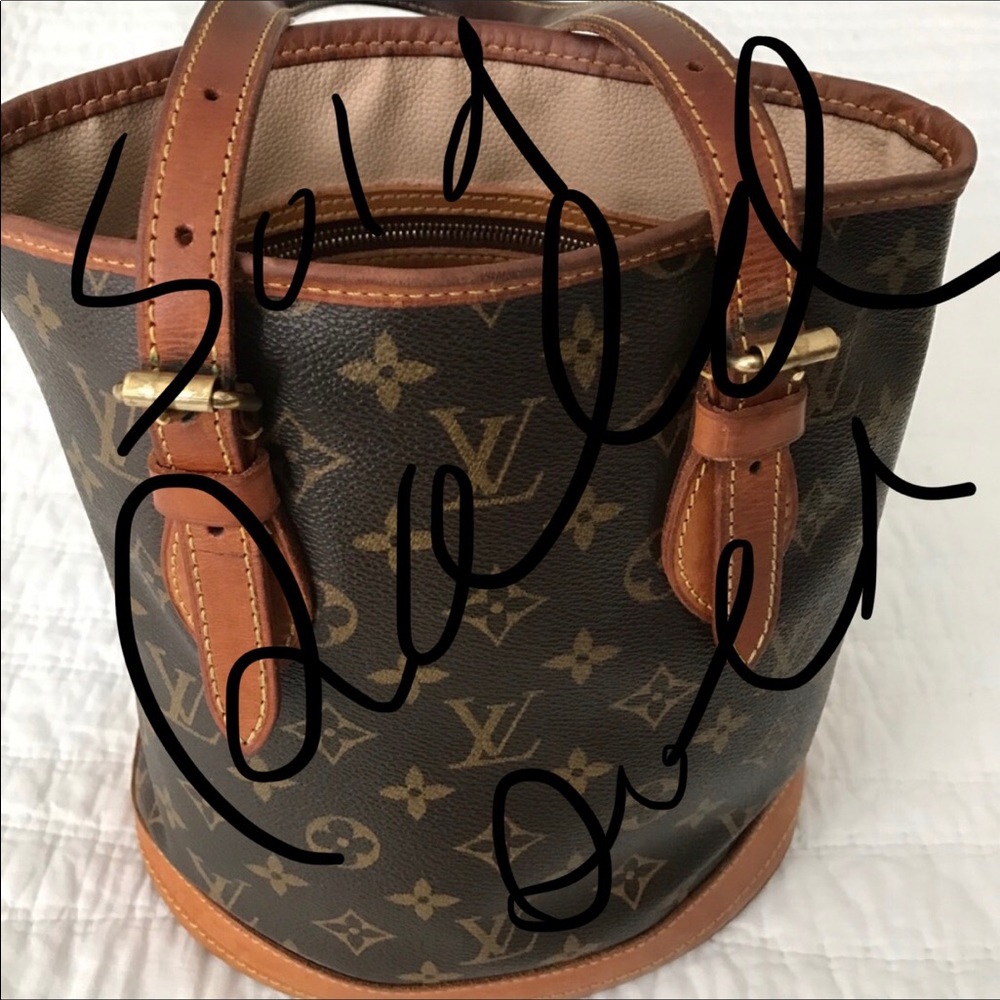 Sold locally XXXAuthentic Louis Vuitton petite